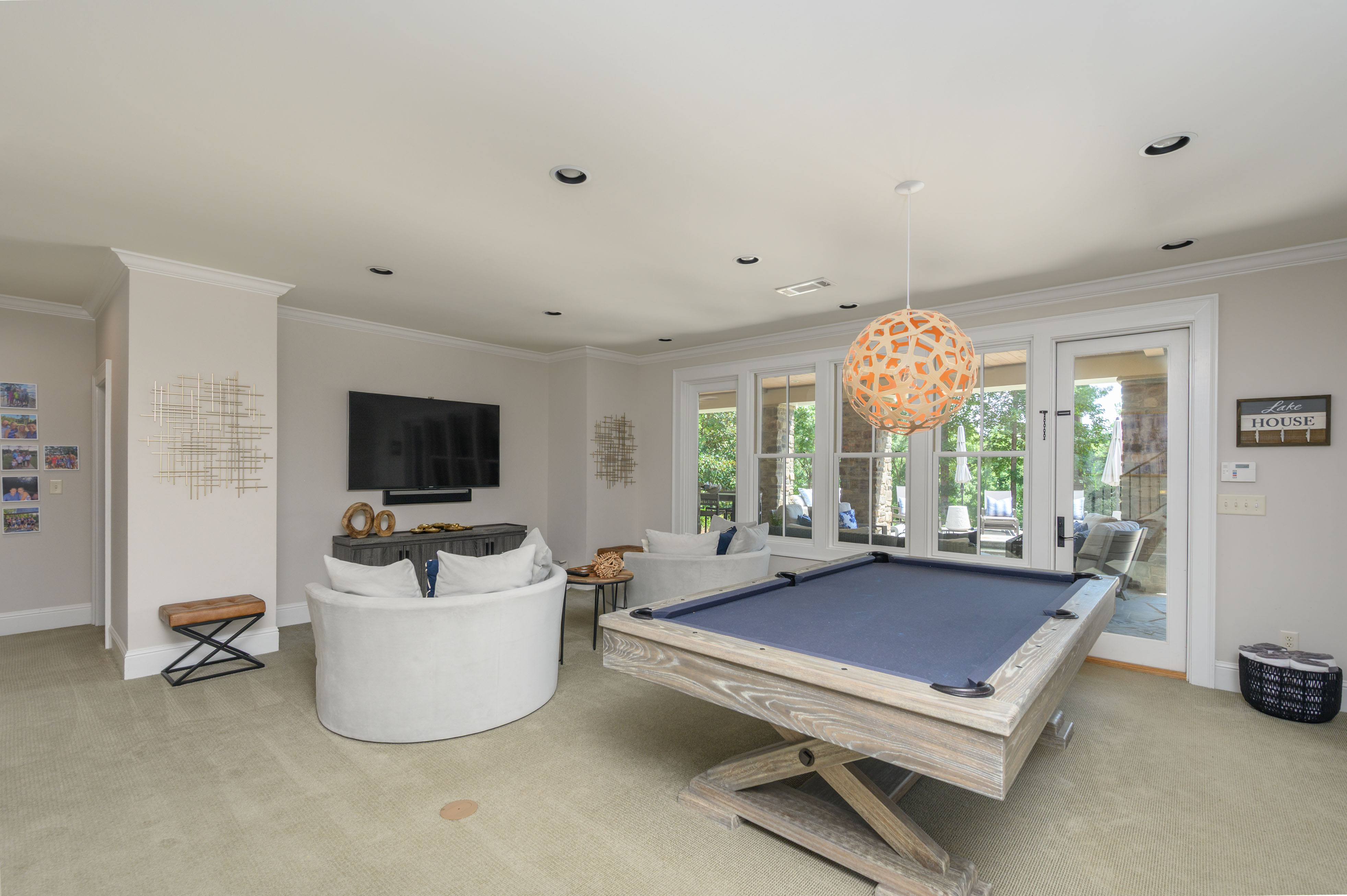 1060 Montgomery Drive image 28